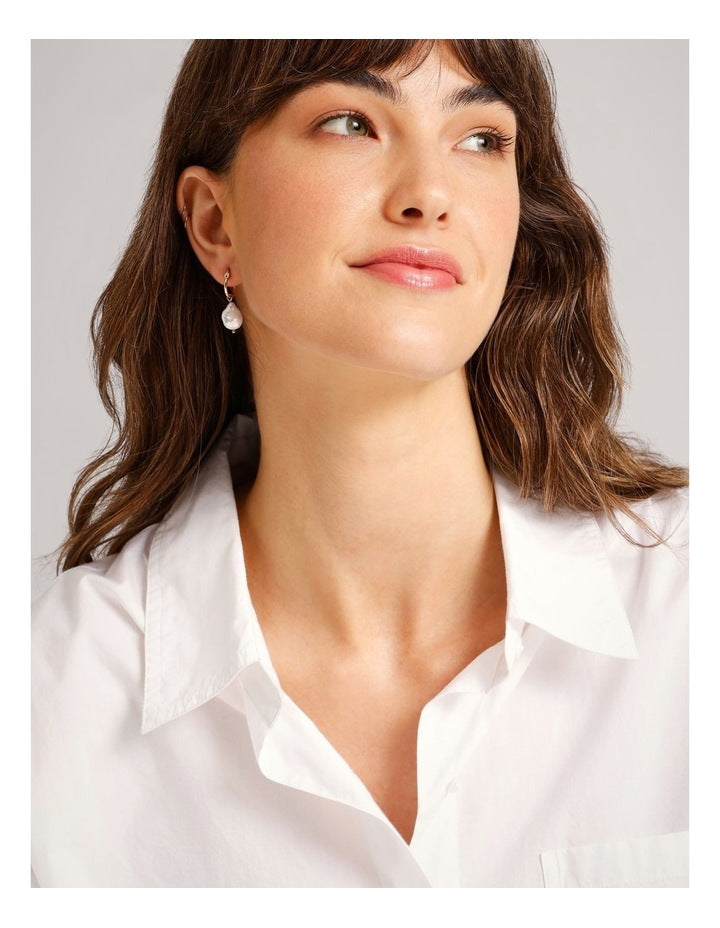 Pearl Earring in Gold