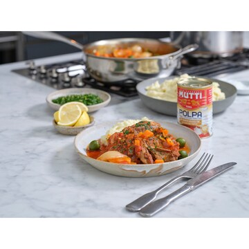 Mutti Polpa Finely Chopped Tomatoes With Garlic 400g