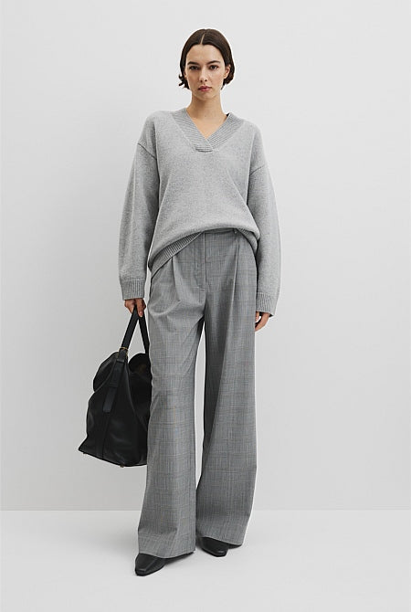 Extrafine Merino Longline V-Neck Neck Knit