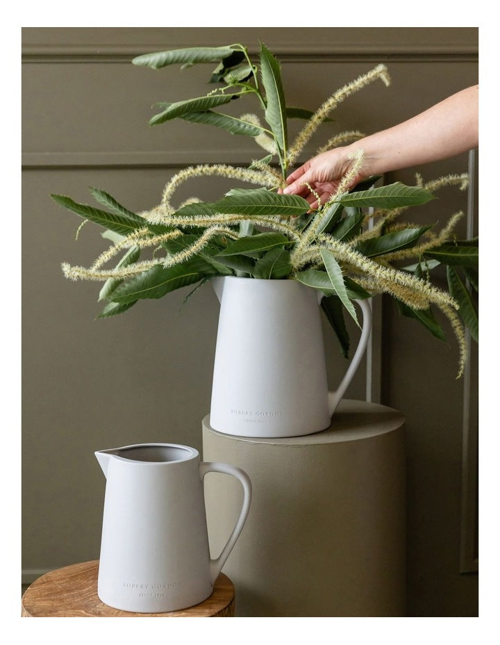 Silhouette Jug Etched 2.6L in Grey