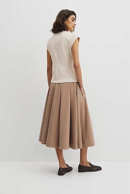Extend Shoulder Top