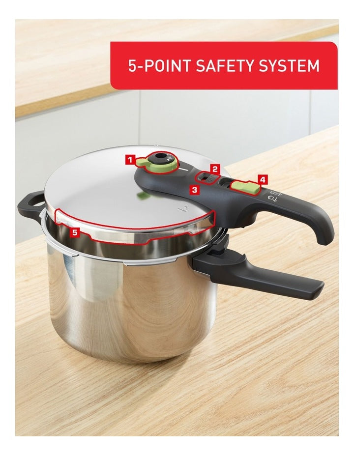 Induction Stainless Steel Pressure Cooker 6L in Silver
