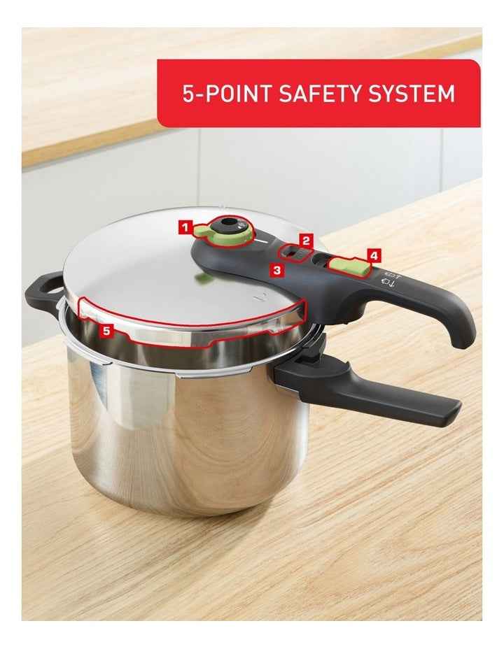 Induction Stainless Steel Pressure Cooker 6L in Silver