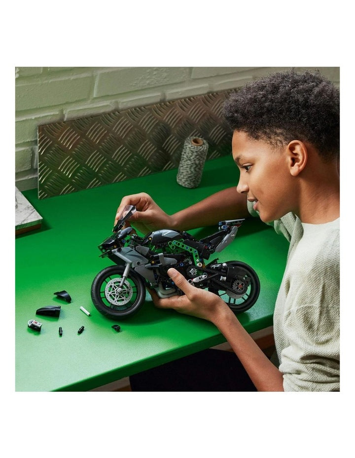 Technic Kawasaki Ninja H2R Motorcycle 42170