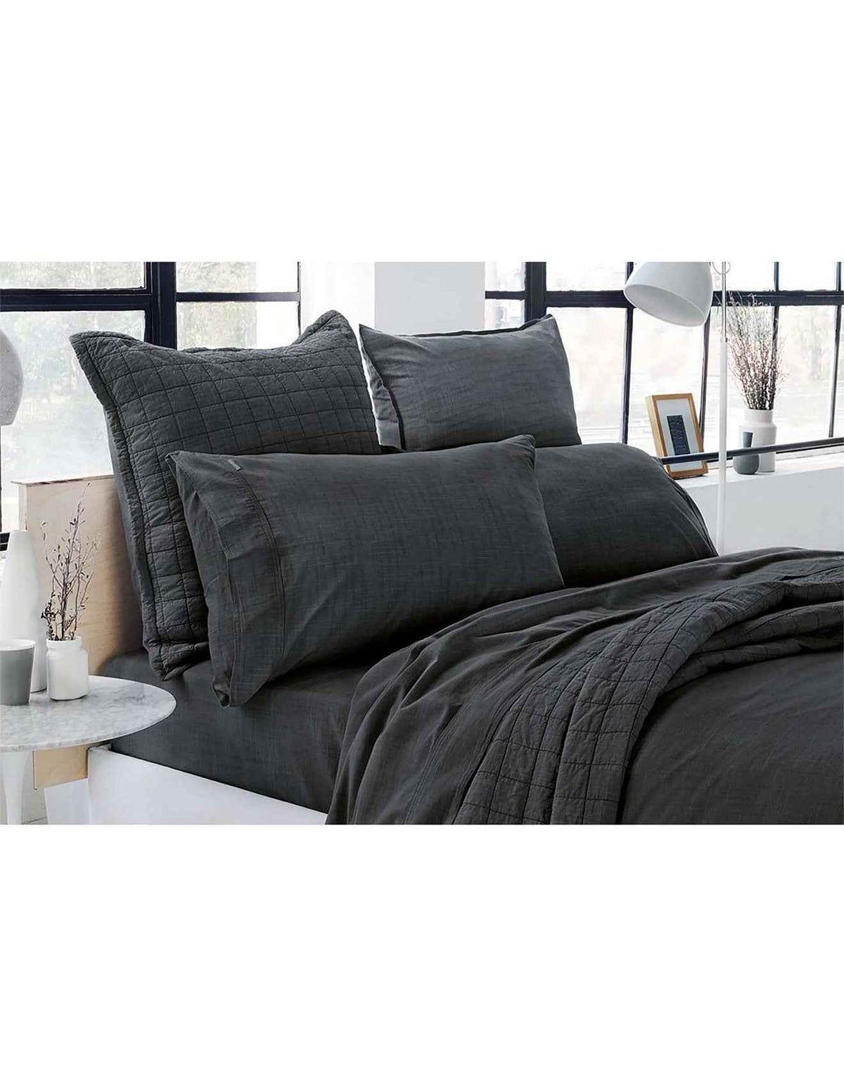 REILLY PILLOWCASE PAIR IN CARBON