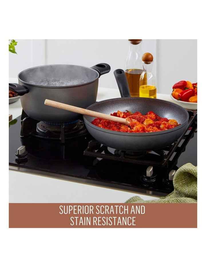 Per Benessere Ceramic Nonstick Induction Covered Casserole 24cm/4.5L