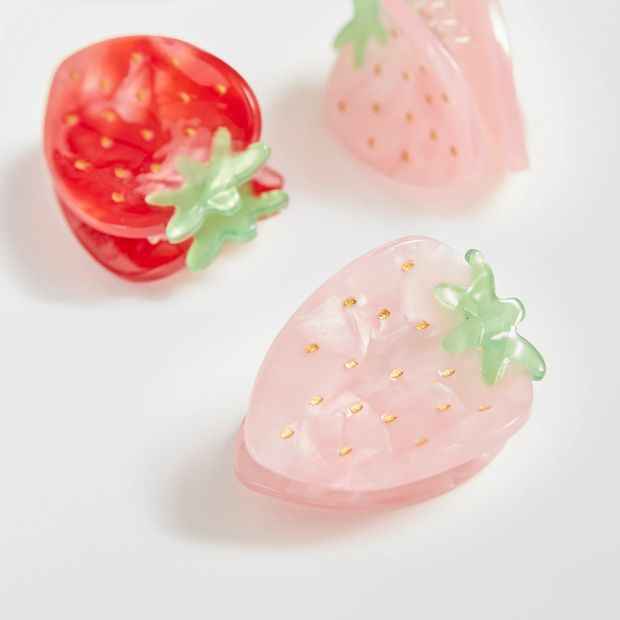 Kids 4 Pack Mini Strawberry Claw Clips