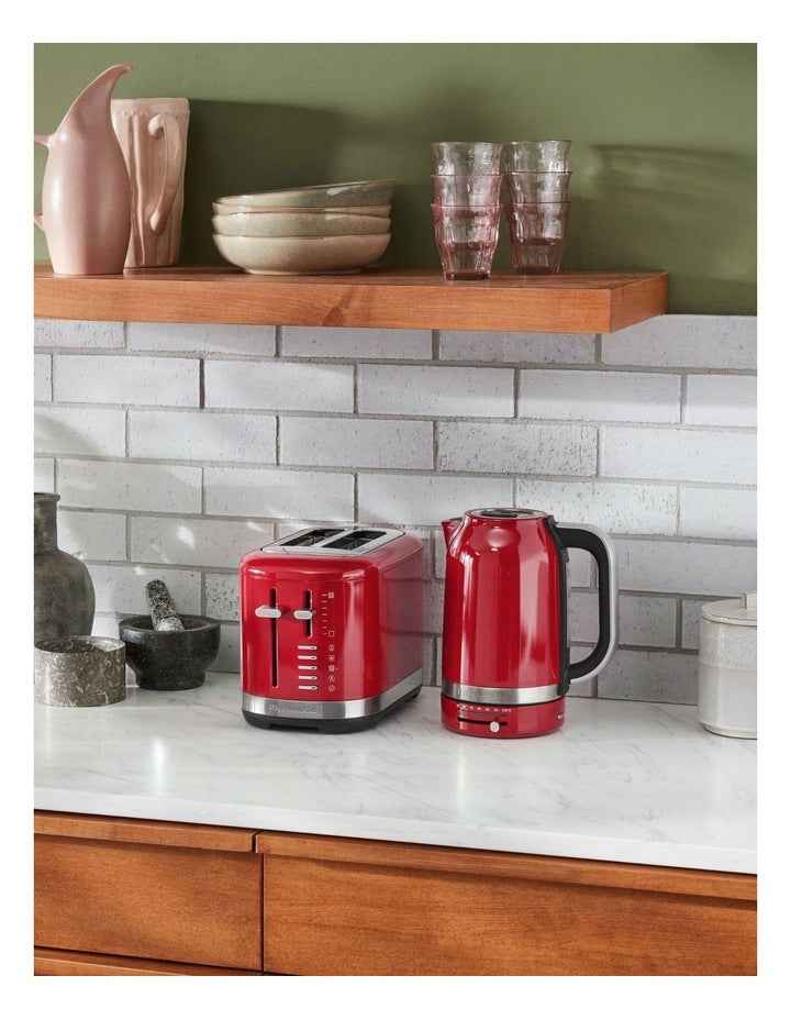 2 Slice Toaster in Empire Red 5KMT2109AER