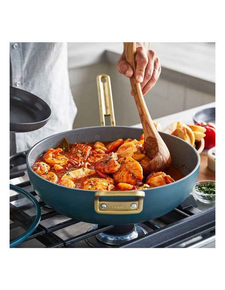 Stanley Tucci Covered Essential Pan 33cm in Tucci Teal