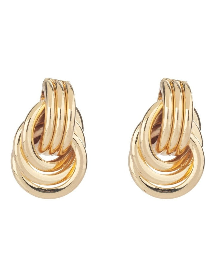 Metal Circle Links Earring in Gold