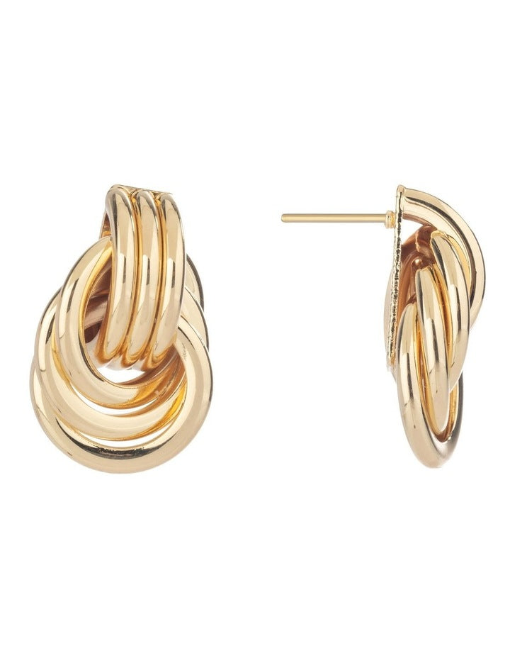 Metal Circle Links Earring in Gold