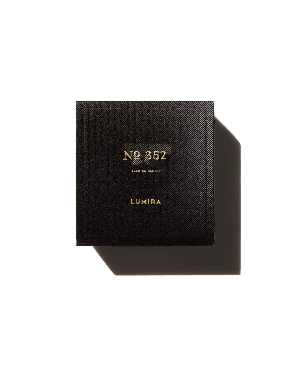 No 352 Woody & Cedar Candle 300g