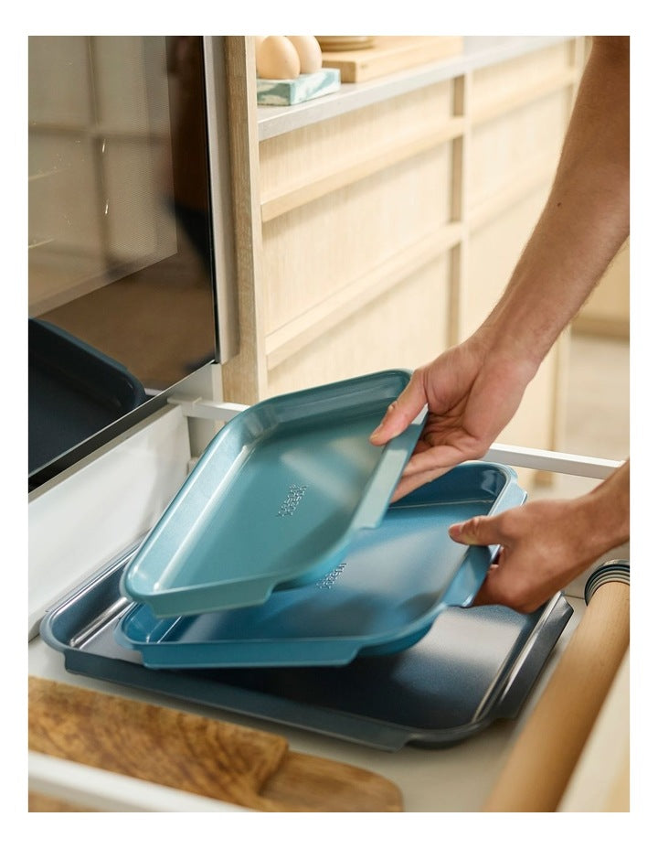 Nest Bake Three Piece Baking Tray Set in Blue