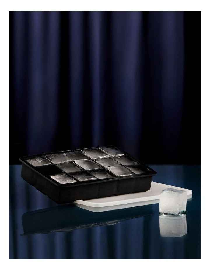 Cocktail & Co Ice Cube Tray With Lid Makes 15