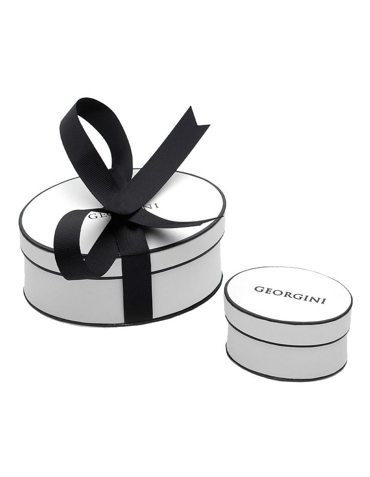 A Christmas Journey Baby Oval Earrings in Gold