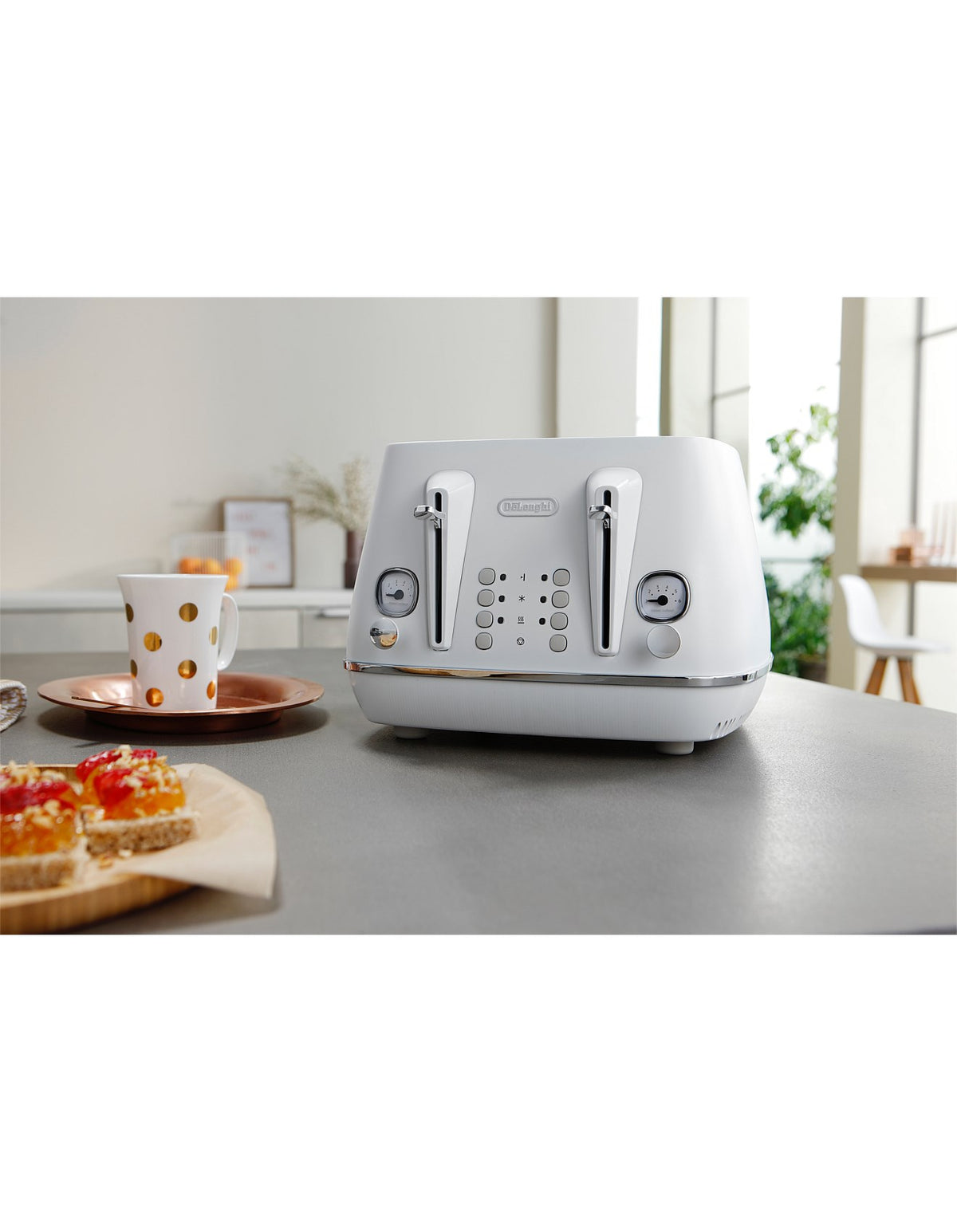CTIN4003W Distinta Moments 4 Slice Toaster