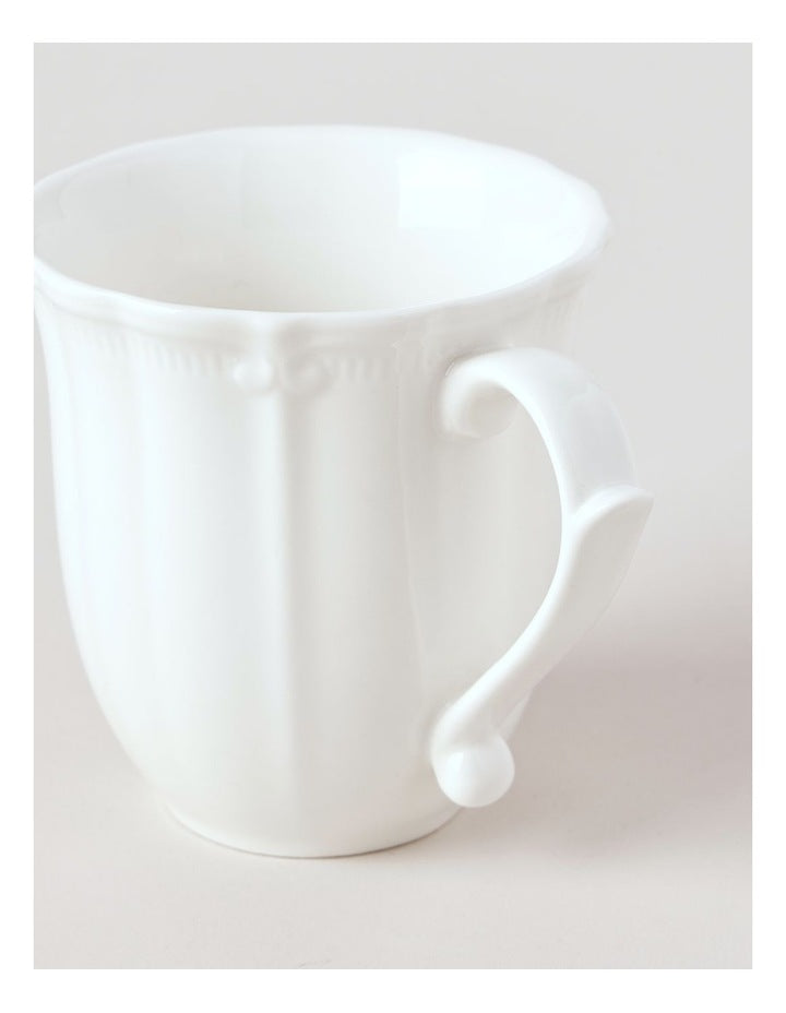 Bella Scalloped Mug in White