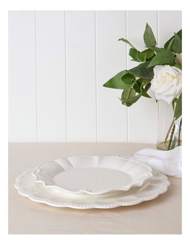 Scalloped Charger 33cm in White
