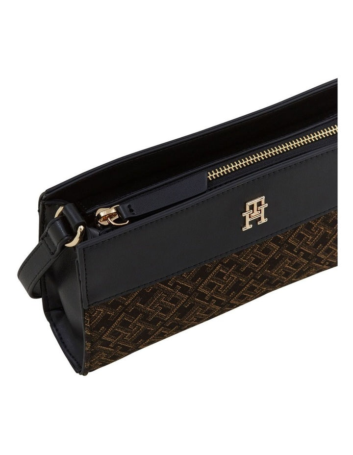 Im Latam Jacquard Crossover Bag in Black