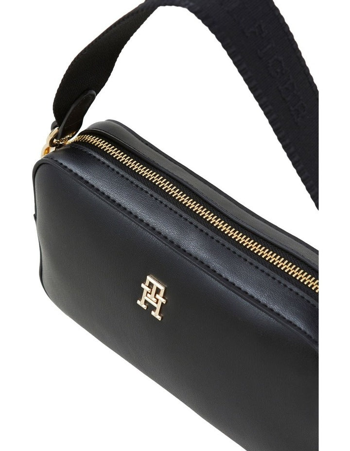 Distinct Camera Bag in Black