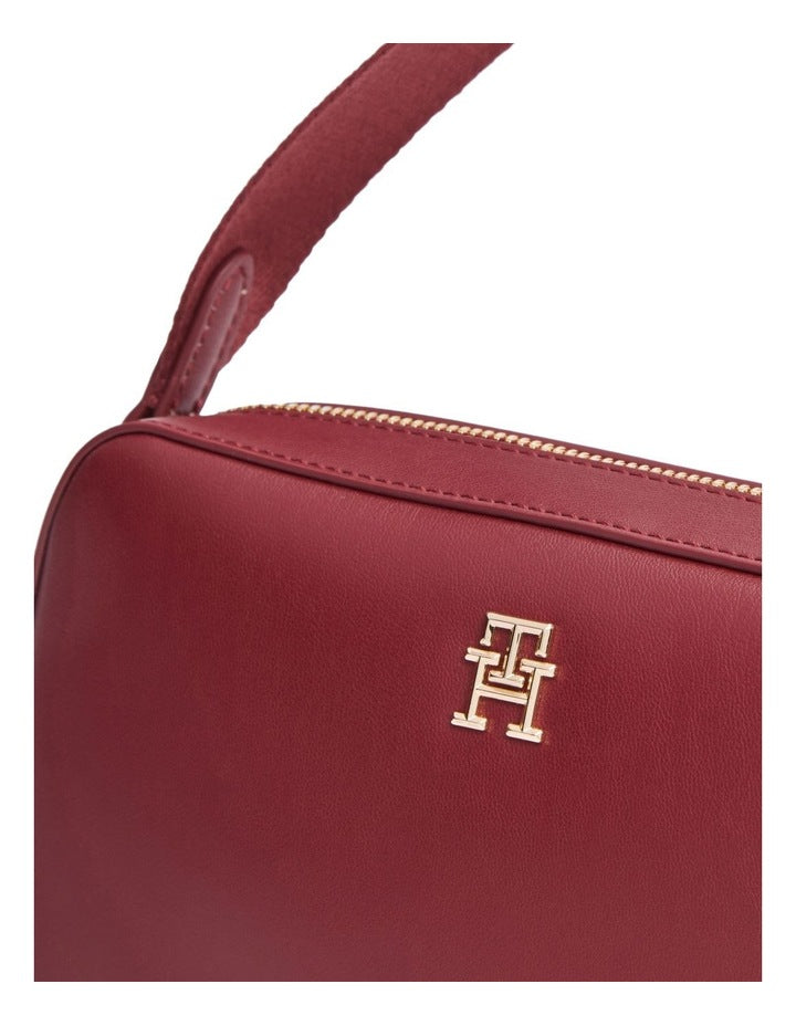 Distinct Camera Bag in Raspberry