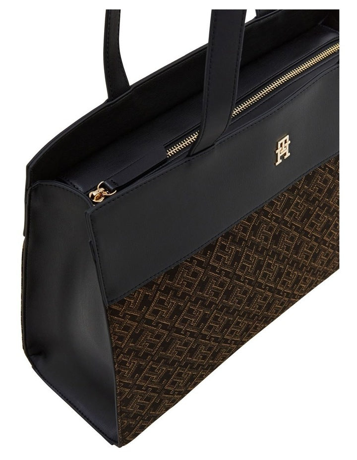 Im Latam Print Tote Bag in Navy