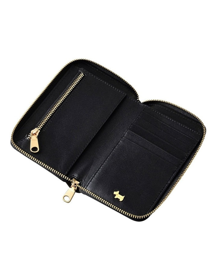 Pockets Medium Zip Around Purse in Black