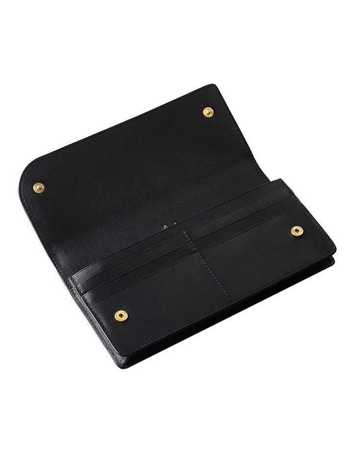 Large Pockets Bifold Matinee Purse in Black