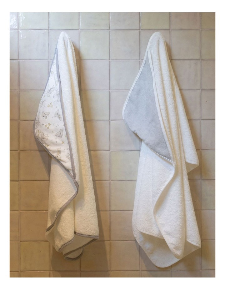 Farmyard Lamb Hooded Towel 2 Pack in Green