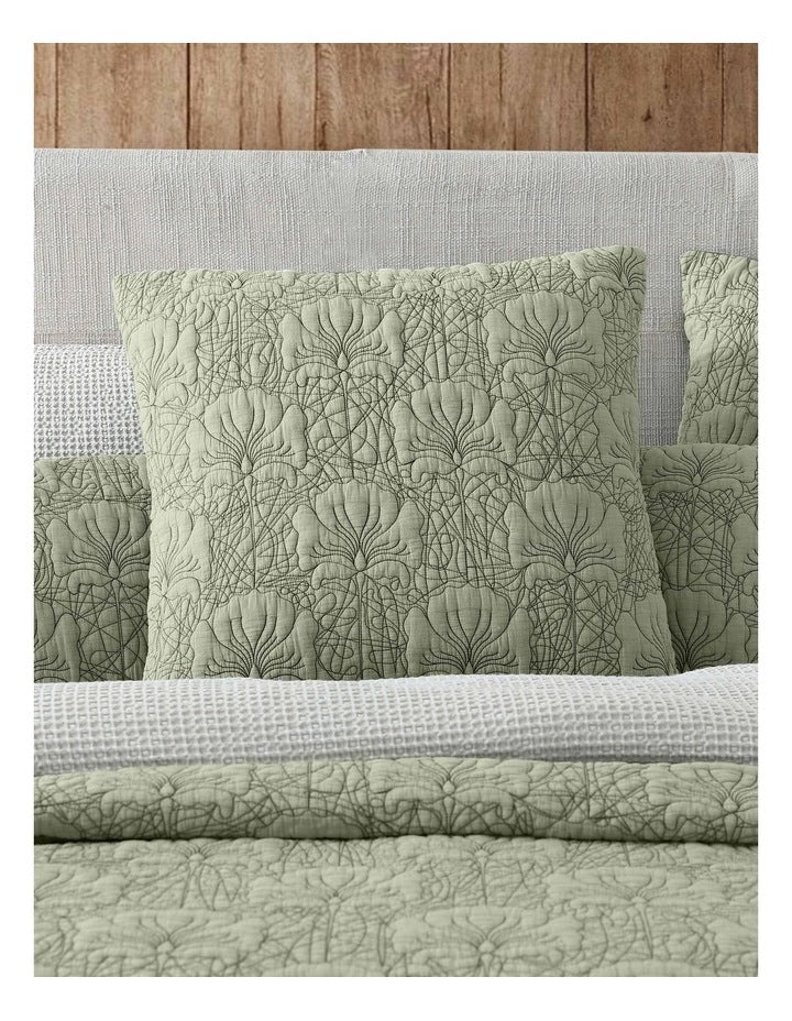 Lilian Bedspread Coverlet in Moss