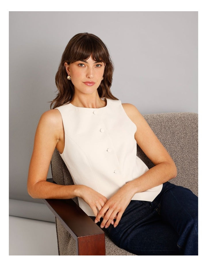 Chunky Open Hoop Earring in Gold