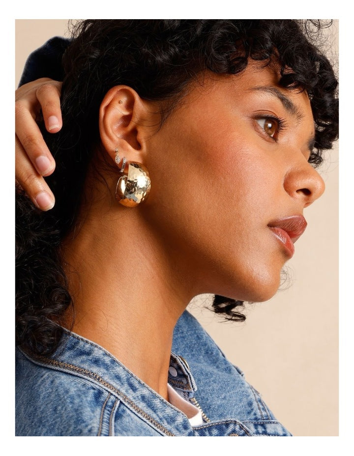 Dust Patterned Large Hoop Earring in Gold