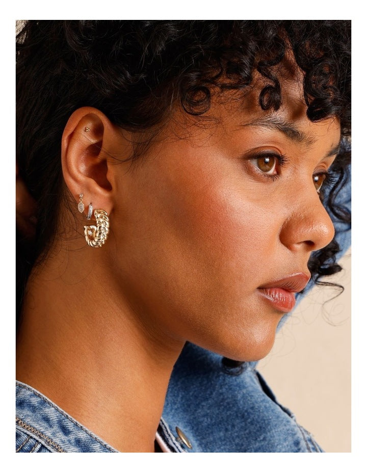 Twist Chunky Hoop Earring in Gold