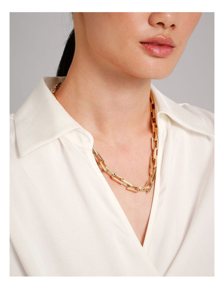 Chain Link Necklace in Gold