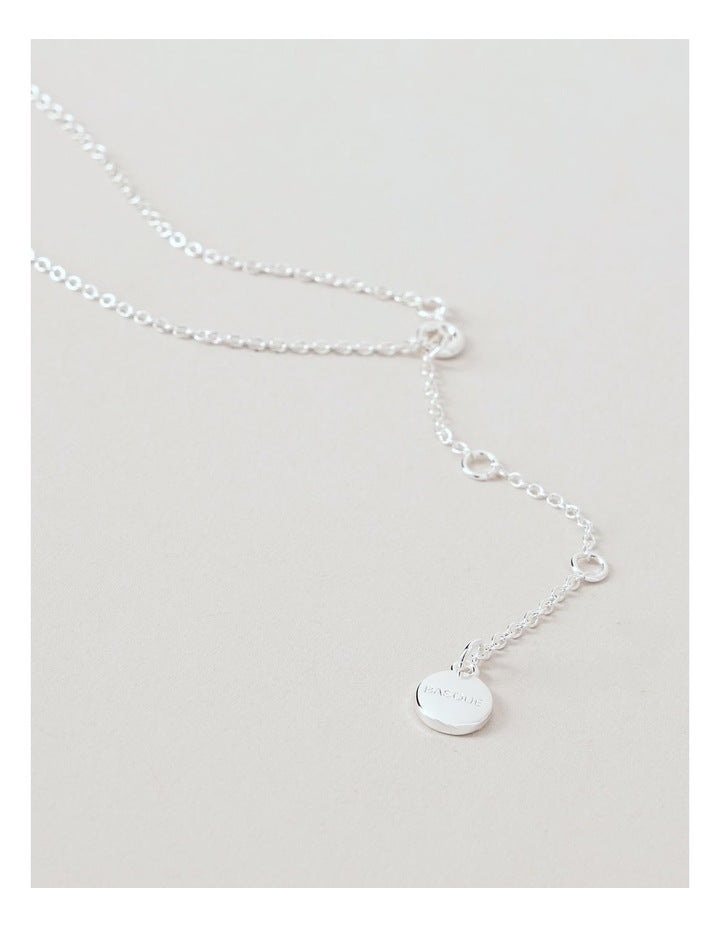 Drop Pendant Necklace in Silver