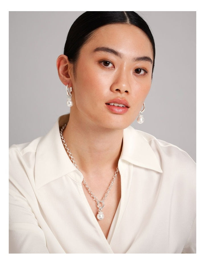 Pearl Drop Earring in Silver