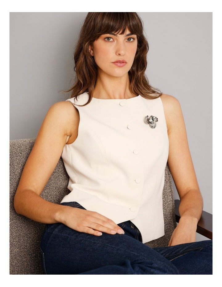 Floral Brooch in Silver