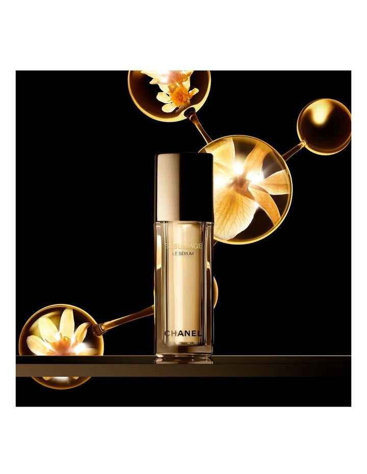 SUBLIMAGE LE SÉRUM Ultimate Serum: Rejuvenates and Redefines