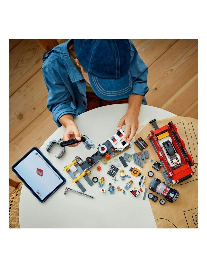 City Scrapyard With Cars 60472