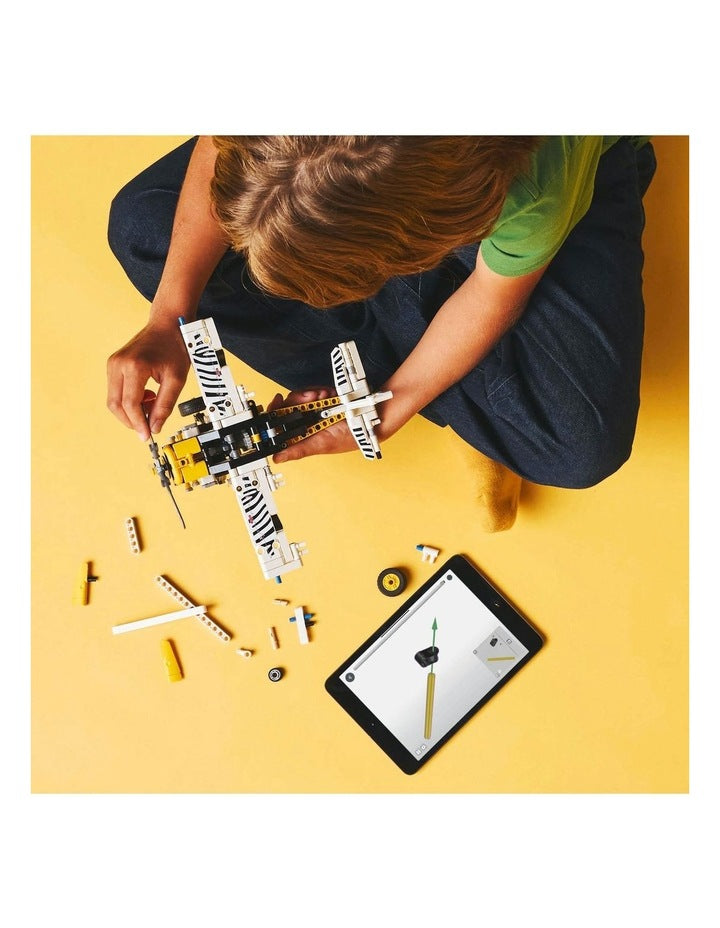 Technic Bush Plane 42198