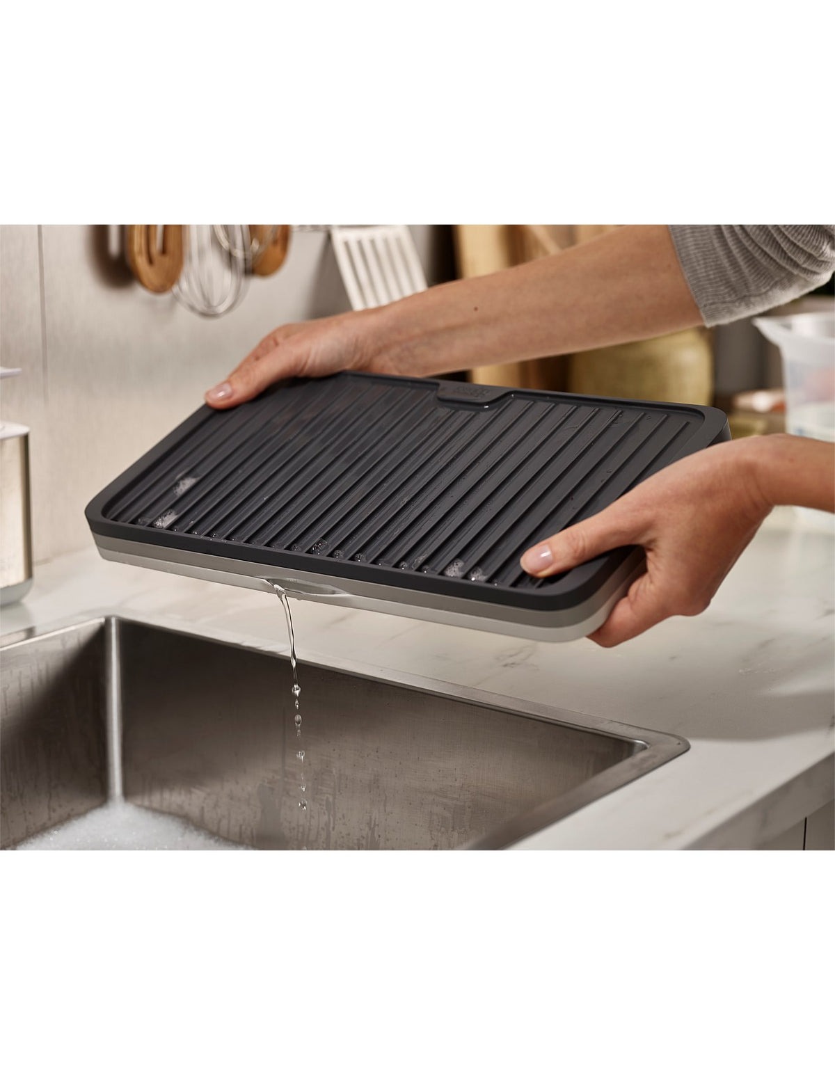TIER EXPANDABLE DRAINING MAT GREY