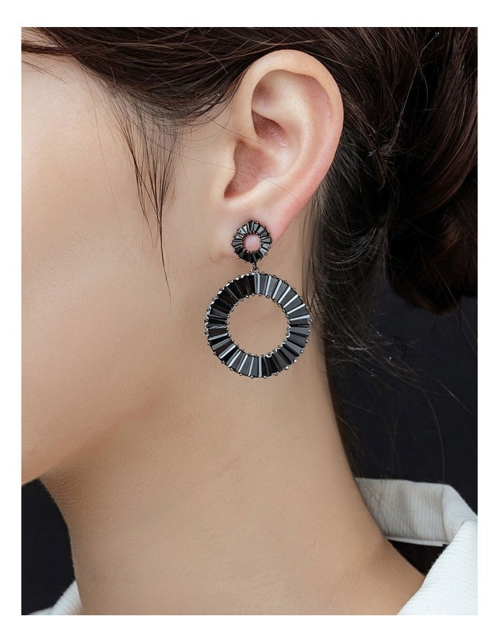 GJEC065M- Circle Drop Earrings in Black