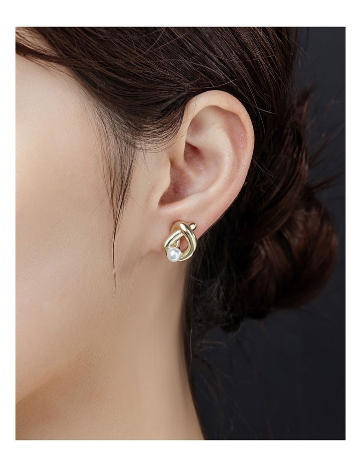 Knot Stud Earrings GJEC080M in Gold