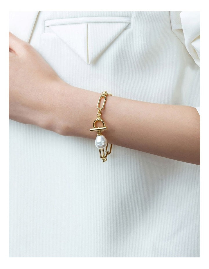 GJBC001M- Link Bracelet With Pearl Fob in Gold