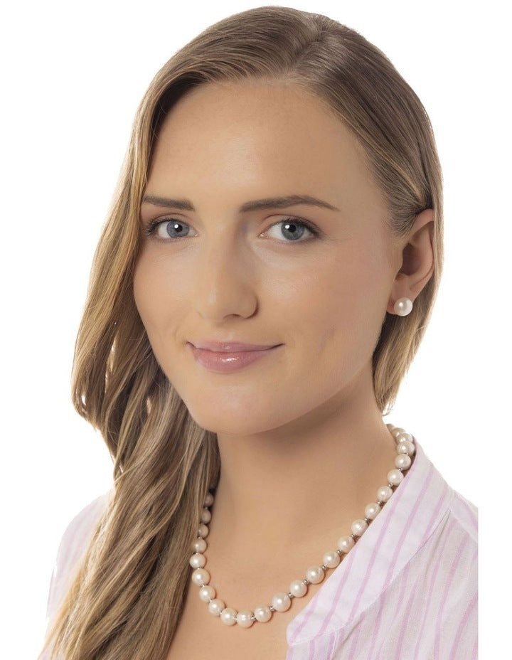 Statement Pearl Necklace in White