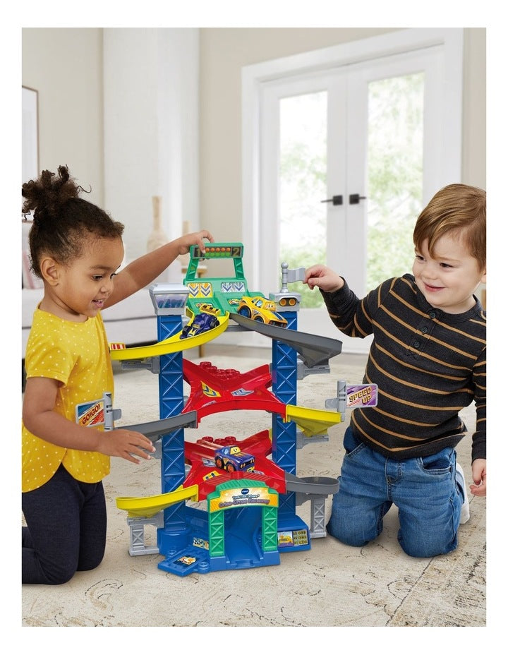 Toot-Toot Drivers Criss-Cross Raceway