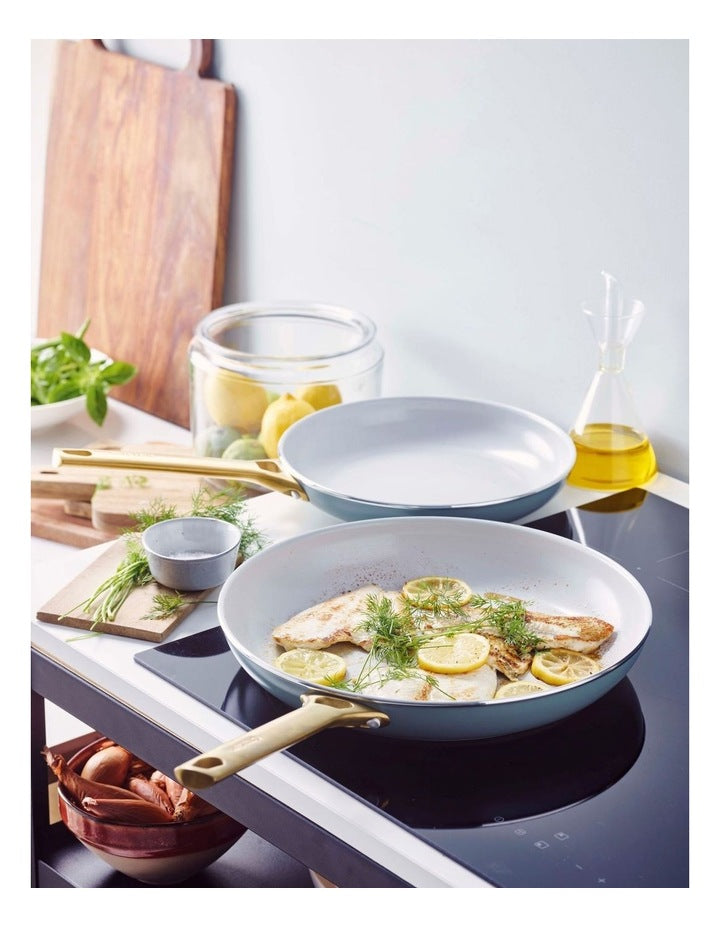 Padova 2pc Frypan set 26/30cm Smokey Blue PFAS-free