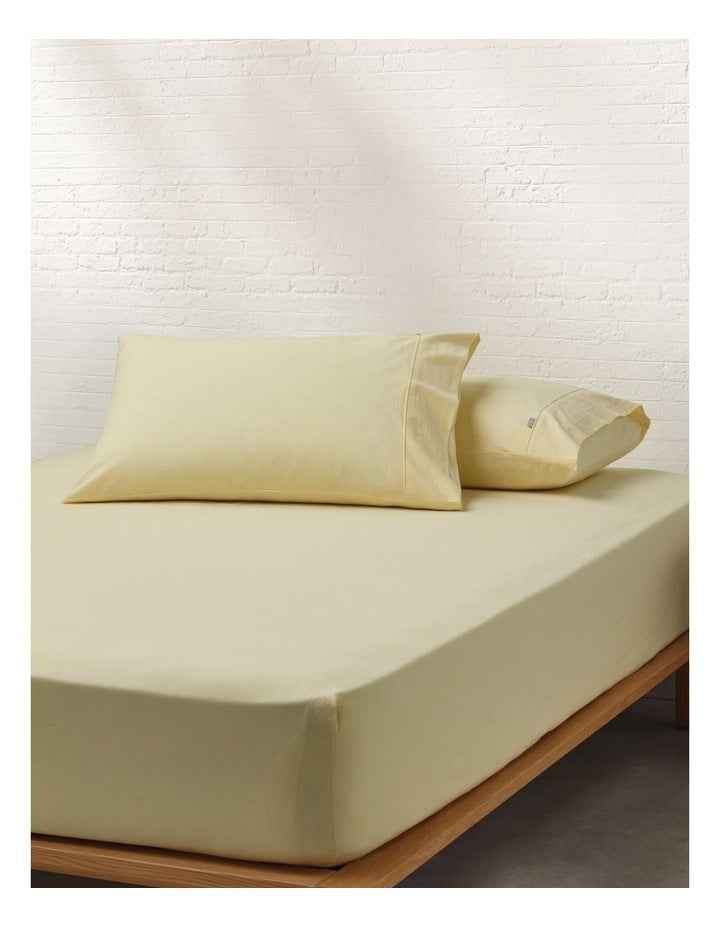 Stonewashed Cotton Pillowcase Pair in Lemon