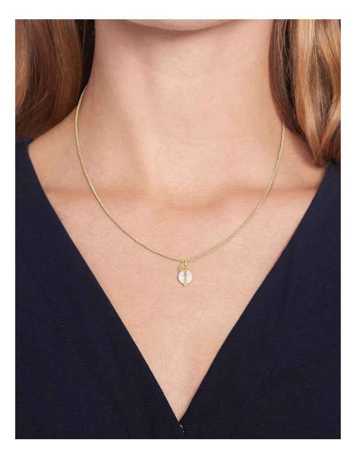 Pearls Pendant with Chain 2780762 in Gold