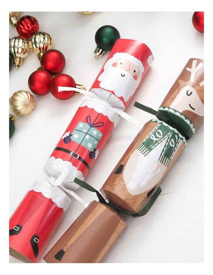 Santa & Reindeer FSC 8 Pack Crackers 25 cm in Red